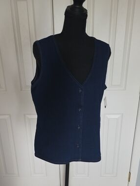 Cyrus Navy V-Neck Button-Front Tank